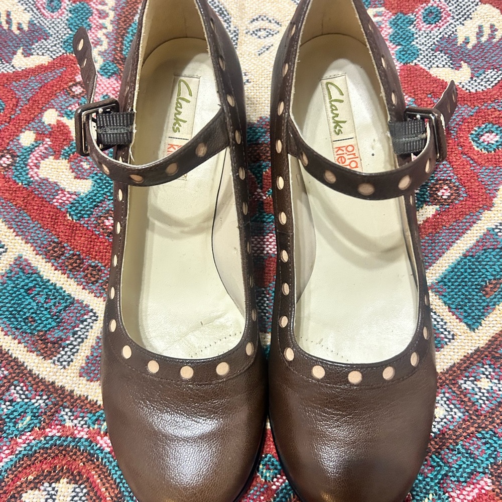 Clarks Women's Brown Mary Jane Shoes